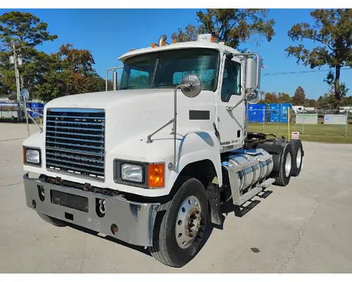 Complete Vehicle MACK CH613 Crj Heavy Trucks And Parts