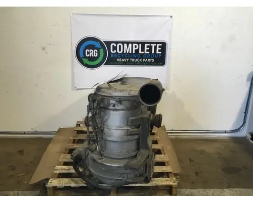 DPF (Diesel Particulate Filter) Mack CH613 Complete Recycling Group LLC