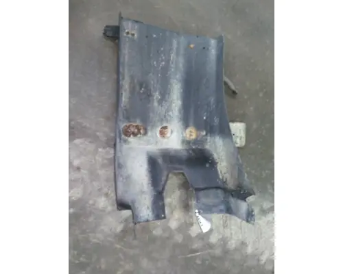 Fender Extension MACK CH613 LKQ Geiger Truck Parts