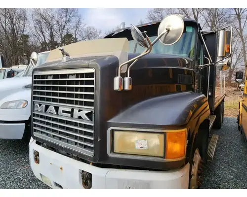 Hood Mack CH613 Complete Recycling Group LLC