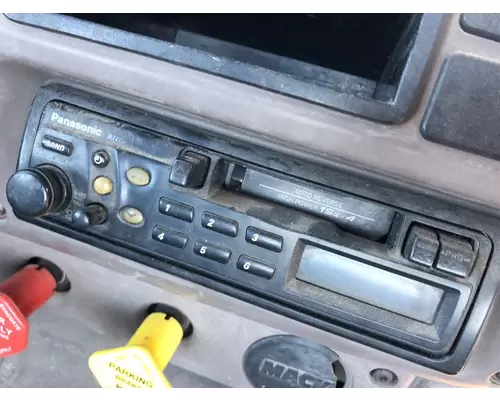 Radio Mack CH Vander Haags Inc Sp
