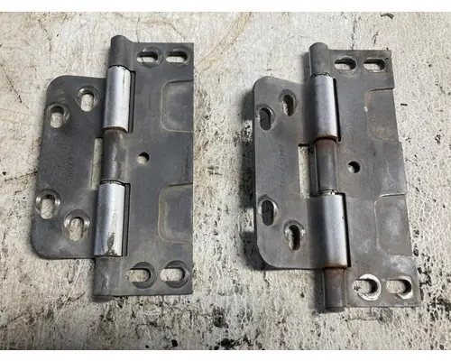 Body Parts, Misc. Mack CH Vander Haags Inc Cb