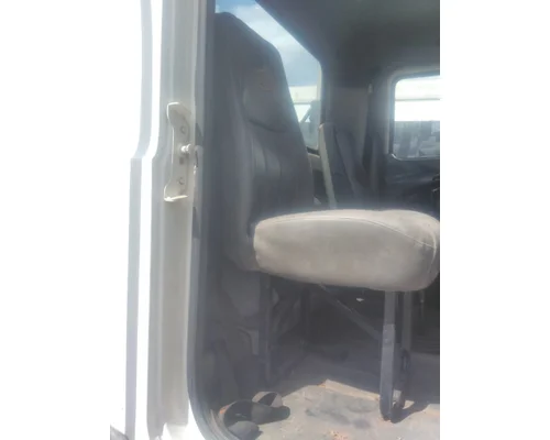 Seat, Front MACK CHU613 LKQ Evans Heavy Truck Parts