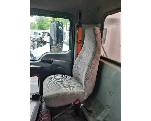 Seat, Front MACK CHU613 LKQ Heavy Truck Maryland