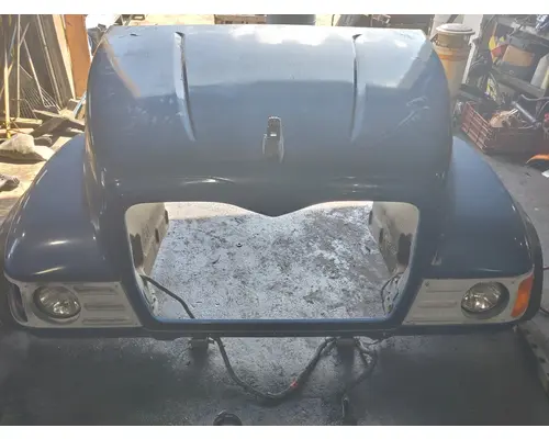 Hood MACK CL713 Truck Salvage International Inc