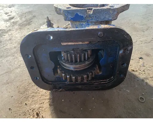 Hydraulic Pump/PTO Pump MACK CL713 Truck Salvage International Inc