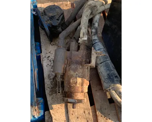 Hydraulic Pump/PTO Pump MACK CL713 Truck Salvage International Inc