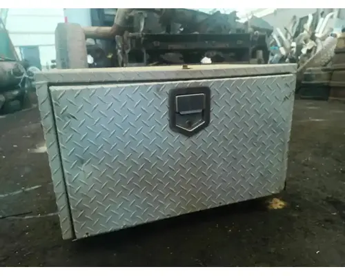 Tool Box Mack CL733 Dixie Truck Centre