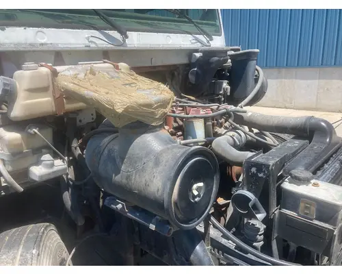 Air Cleaner Mack CS MIDLINER Vander Haags Inc Kc