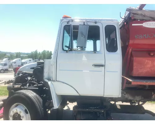 Cab Mack CS MIDLINER Vander Haags Inc Kc