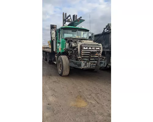 Rebuilders MACK CT813 
