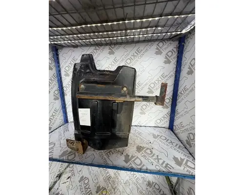Fender Extension Mack CTP713 Dixie Truck Centre