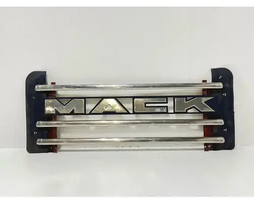 Grille Mack CV712 Granite Complete Recycling Group LLC