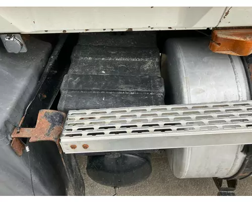 Battery Box MACK CX613 VISION Vander Haags Inc Dm
