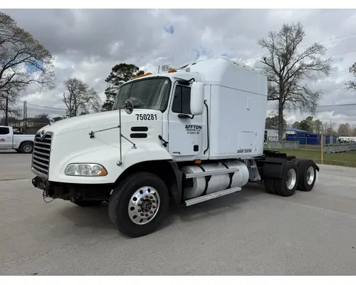 Complete Vehicle MACK CX613 VISION Crj Heavy Trucks And Parts