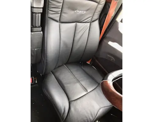Seat, Front MACK CX613 VISION Stateline Truck Parts And Recycling Inc
