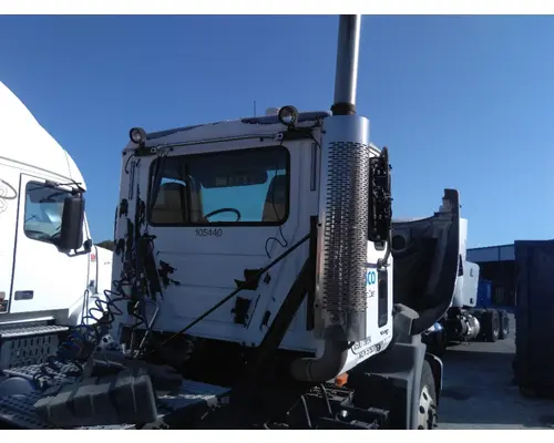 Cab MACK CXN612 LKQ Heavy Truck - Tampa
