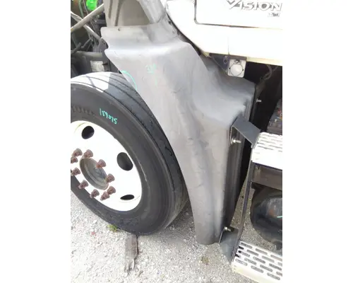 Fender Extension MACK CXN612 LKQ Heavy Truck - Tampa