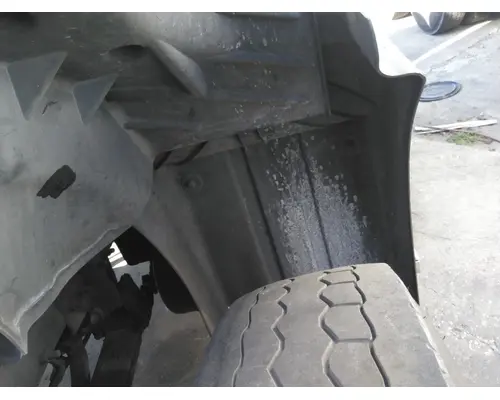 Fender Extension MACK CXN612 LKQ Heavy Truck - Tampa