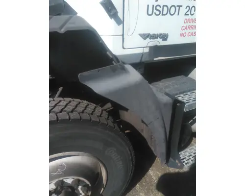 Fender Extension MACK CXN612 LKQ Evans Heavy Truck Parts