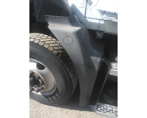 Fender Extension MACK CXN612 LKQ Evans Heavy Truck Parts