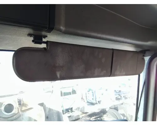 Interior Sun Visor MACK CXN612 LKQ Heavy Truck - Tampa