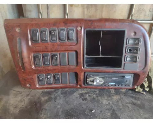 Dash Panel MACK CXN613 2679707 Ontario Inc