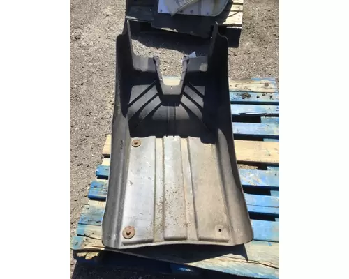 Fender Extension MACK CXN613 Rydemore Heavy Duty Truck Parts Inc