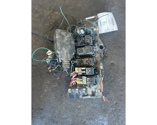 Fuse Box MACK CXN613 Truck Salvage International Inc
