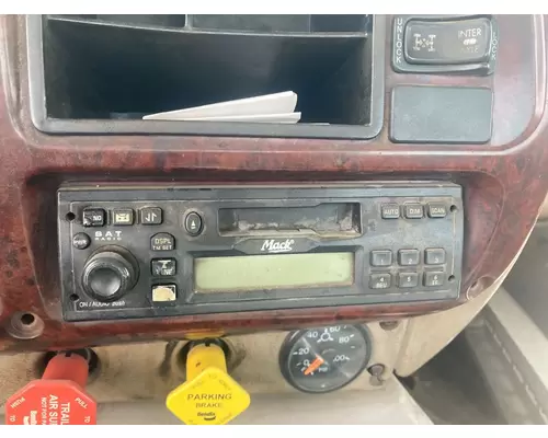 Radio Mack CXN Vander Haags Inc Kc