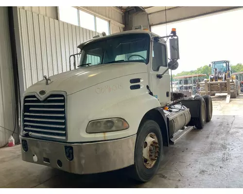 Cab Mack CXN Vander Haags Inc WM