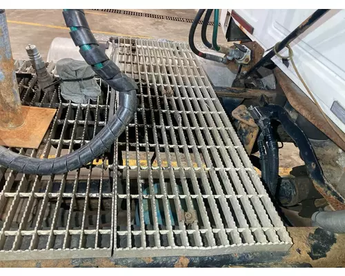 Catwalk Mack CXN Vander Haags Inc Sf