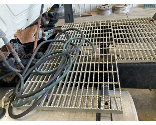 Catwalk Mack CXN Vander Haags Inc WM