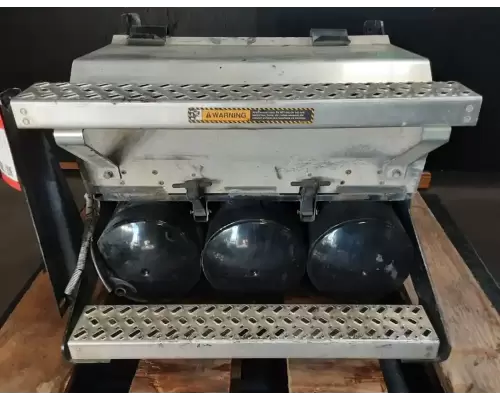 Battery Box Mack CXU612 Garabedian Equipment Company