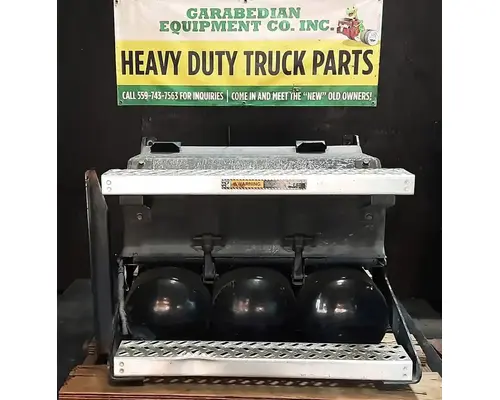 Battery Box MACK CXU612 Geco - Fresno