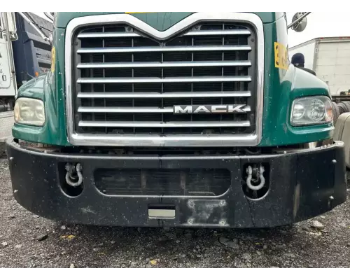 Bumper Assembly, Front Mack CXU612 River Valley Truck Parts