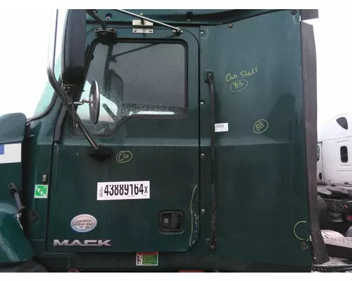 Cab MACK CXU612 LKQ Wholesale Truck Parts