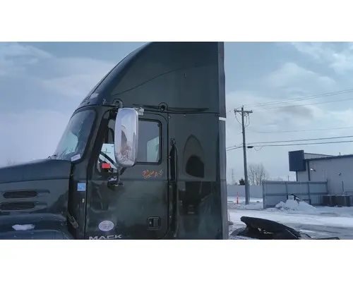 Cab MACK CXU612 LKQ Heavy Truck - Goodys