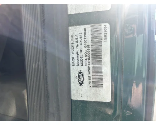 Cab MACK CXU612 K &amp;amp; R Truck Sales, Inc.
