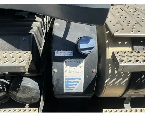 DEF Tank MACK CXU612 Geco - Fresno