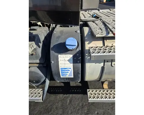 DEF Tank MACK CXU612 Geco - Dinuba