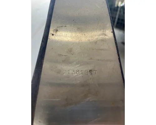 Fuel Tank Strap/Hanger MACK CXU612 K &amp; R Truck Sales, Inc.