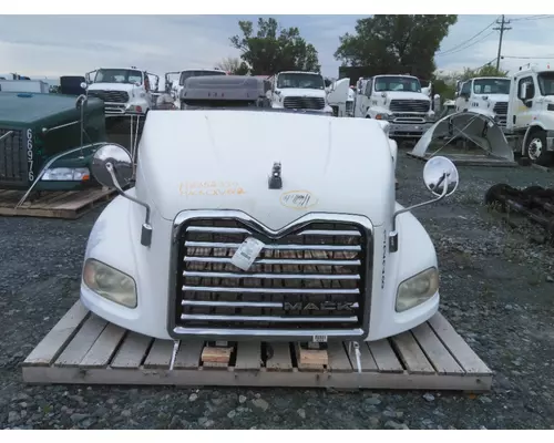 Hood MACK CXU612 LKQ Heavy Truck Maryland