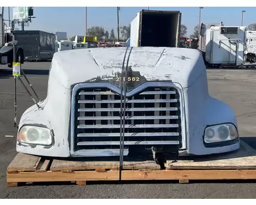 Hood MACK CXU612 Garabedian Equipment Company, Inc - Fresno