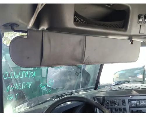 Interior Sun Visor MACK CXU612 LKQ Heavy Truck - Tampa