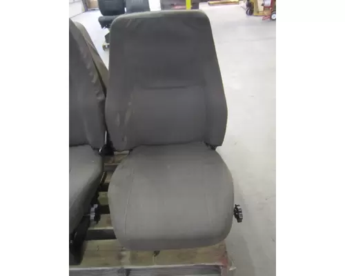 Seat, Front MACK CXU612 LKQ Heavy Truck Maryland