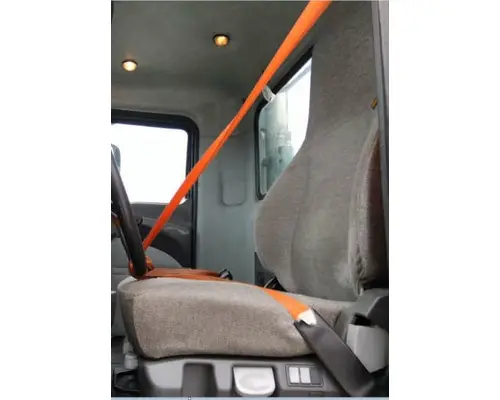 Seat, Front MACK CXU612 LKQ Geiger Truck Parts