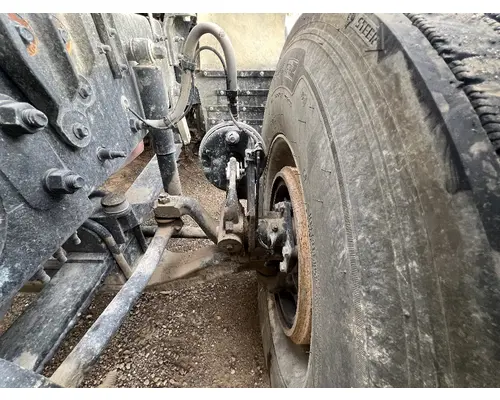 Spindle / Knuckle, Front MACK CXU612 DTI Trucks