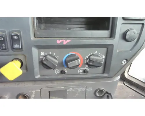 Temperature Control MACK CXU612 LKQ Heavy Truck - Goodys