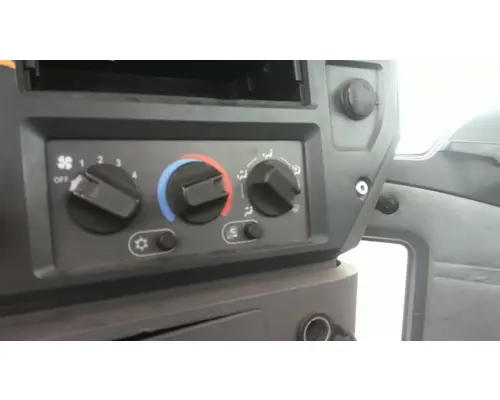 Temperature Control MACK CXU612 LKQ Heavy Truck - Goodys